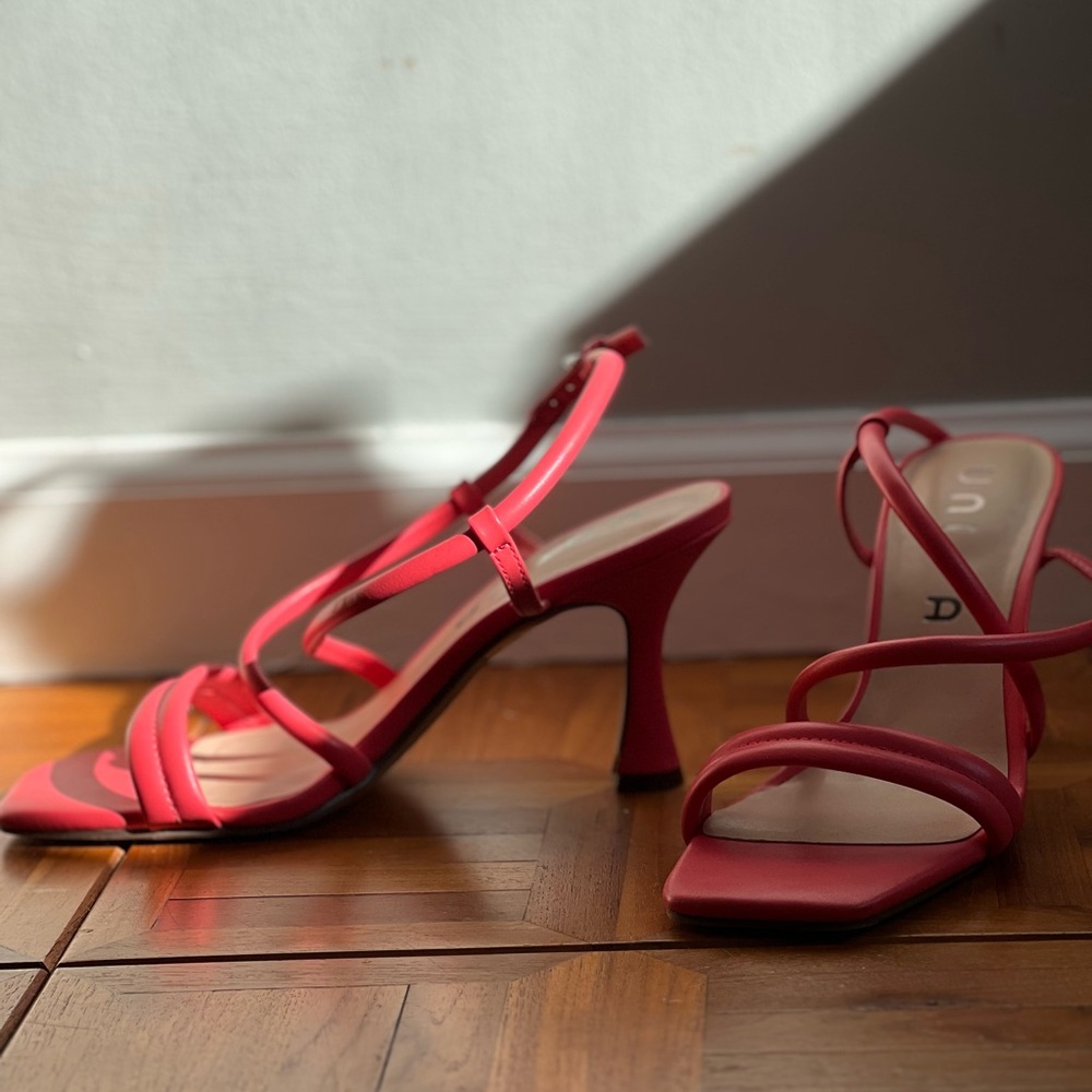 Unisa Strappy Pink Mid-Heel Sandals with Square Toe
